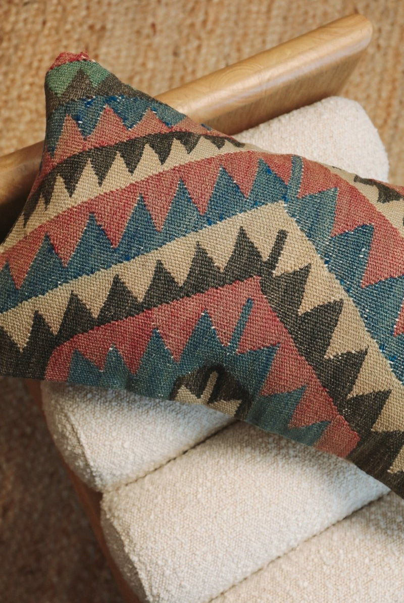 Kilim Lumbar Pillow Beș - PC17 - OddBird Co.