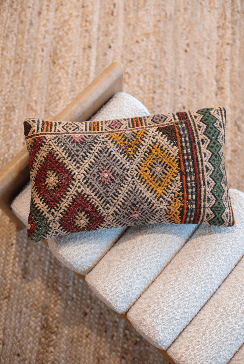 OddBird Pillows Kilim Lumbar Pillow Dört