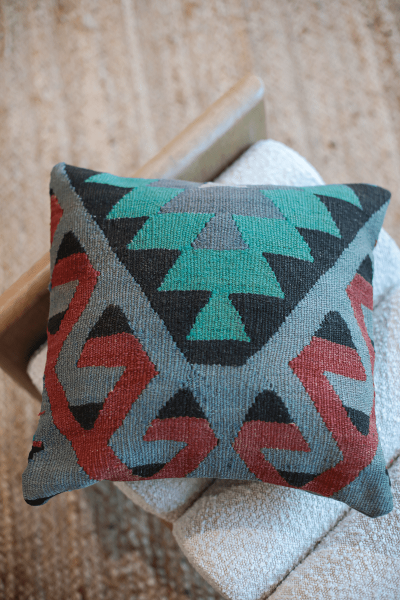 OddBird Pillows Kilim Square Pillow Dokuz