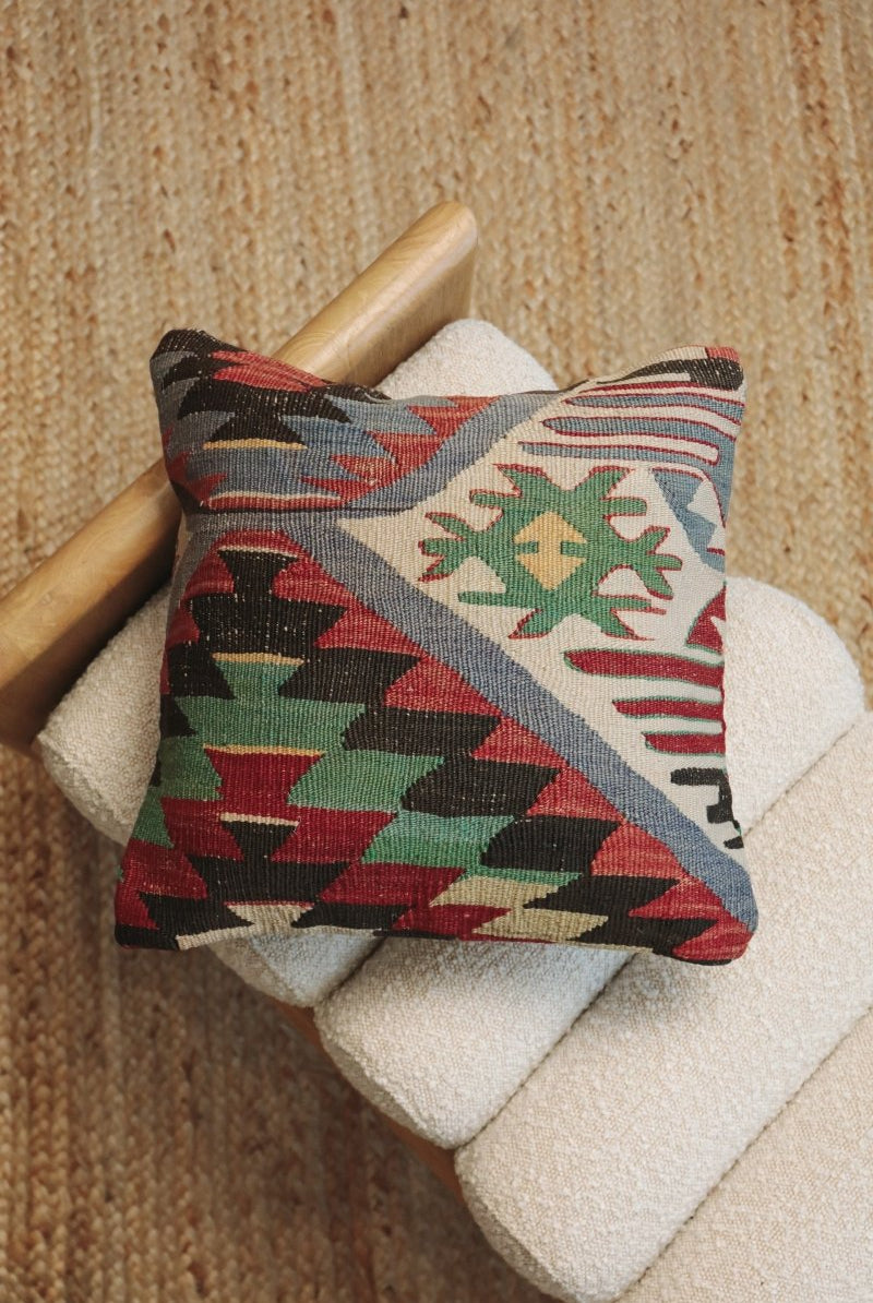 Kilim Square Pillow On Dört - PC122 - OddBird Co.
