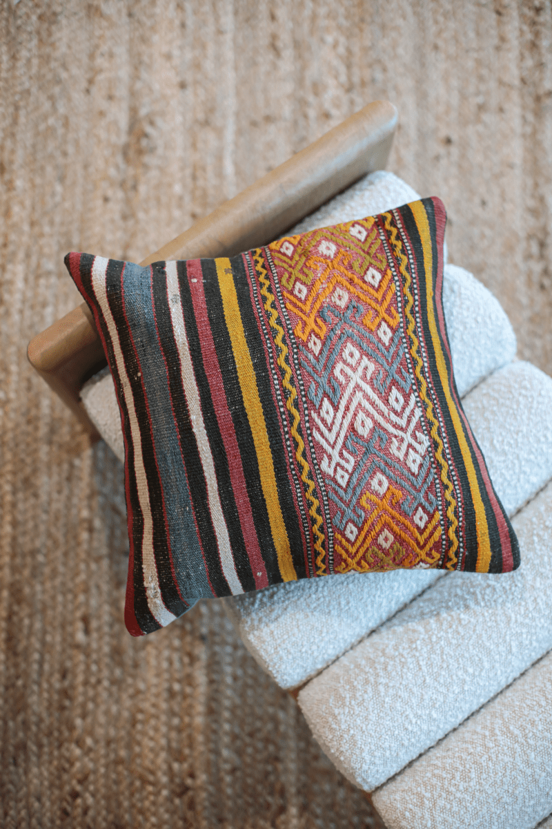 OddBird Pillows Kilim Square Pillow Sekiz