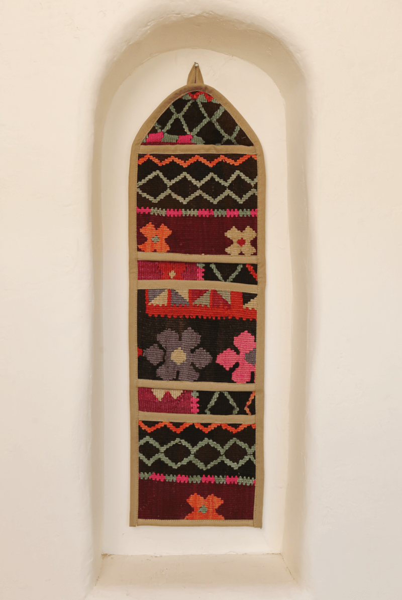 OddBird Pillows Large Wall Pocket 'Bes'