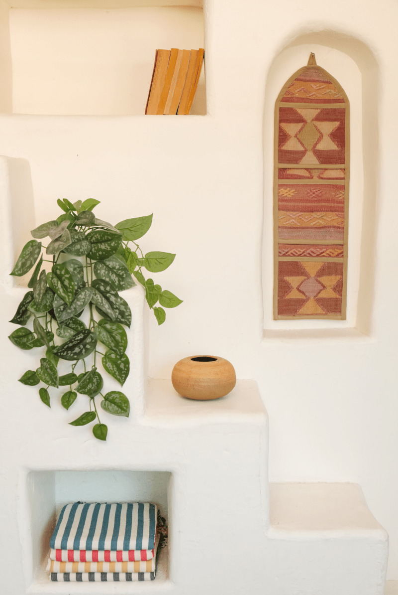 OddBird Pillows Large Wall Pocket 'On Bes'