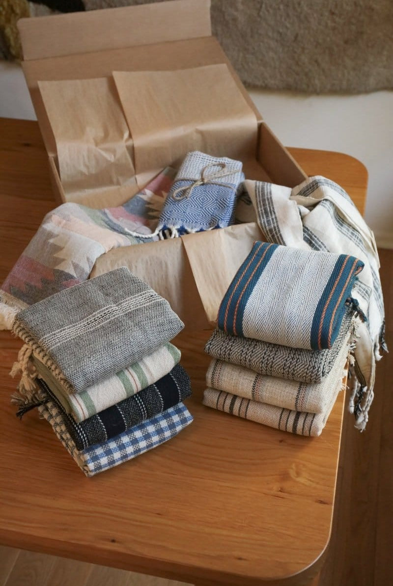 OddBird Towels 2 x Bath Towels & 2 x Hand Towels Mystery Box - Handwoven Turkish Towels
