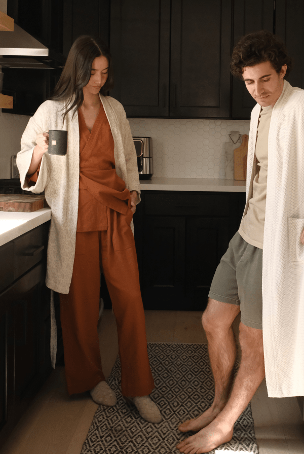 OddBird Robes Paylaş Kisa-Cut Robe Collection