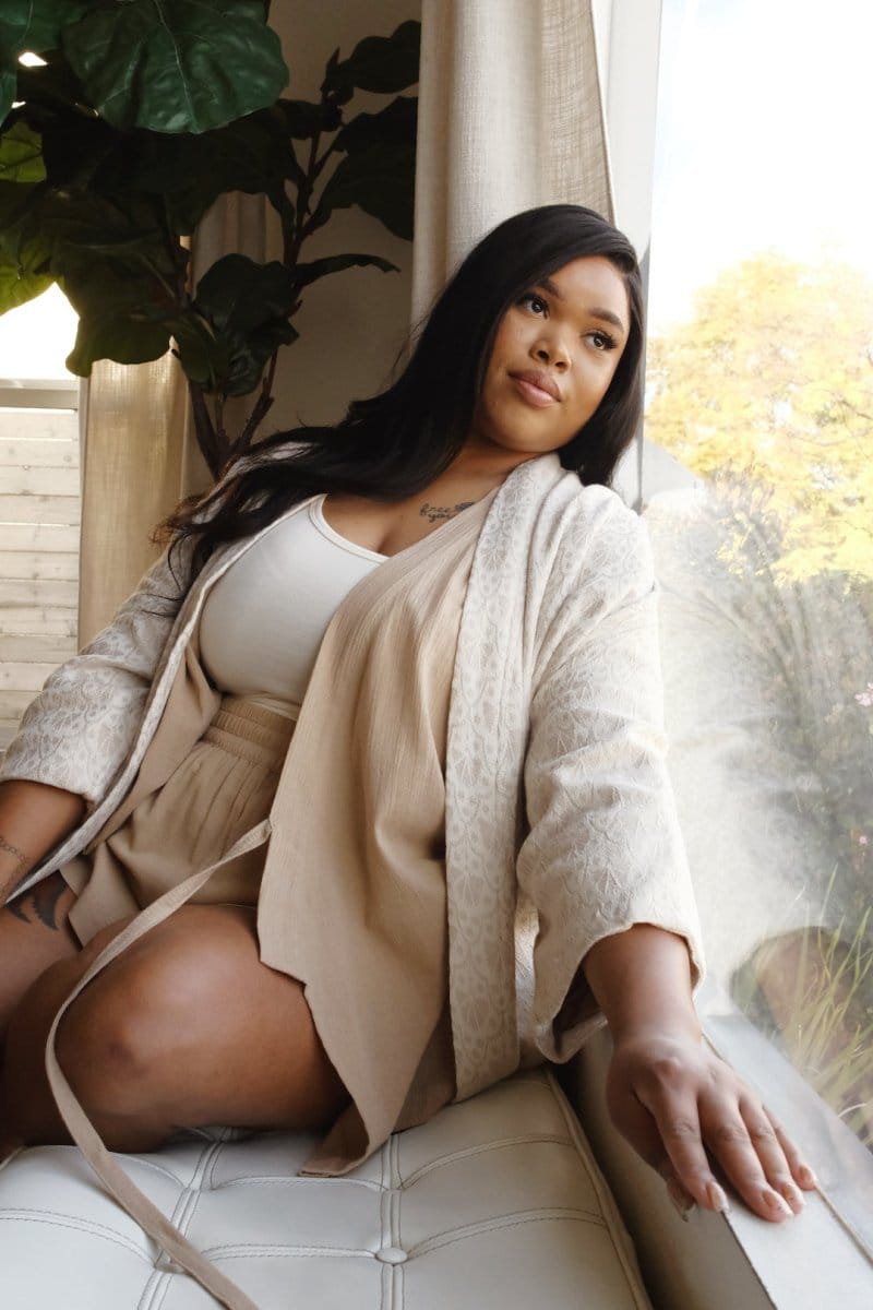 OddBird Robes Paylaş Kisa-Cut Robe Collection