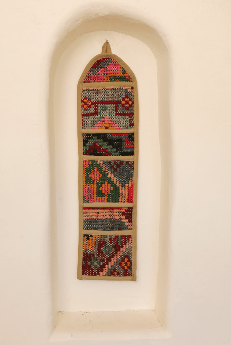 OddBird Pillows Standard Wall Pocket 'On Bes'