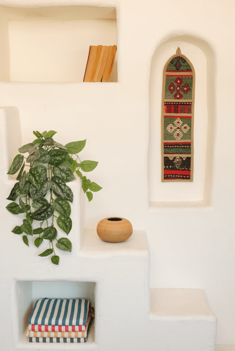 OddBird Pillows Standard Wall Pocket 'Otuz Bir'