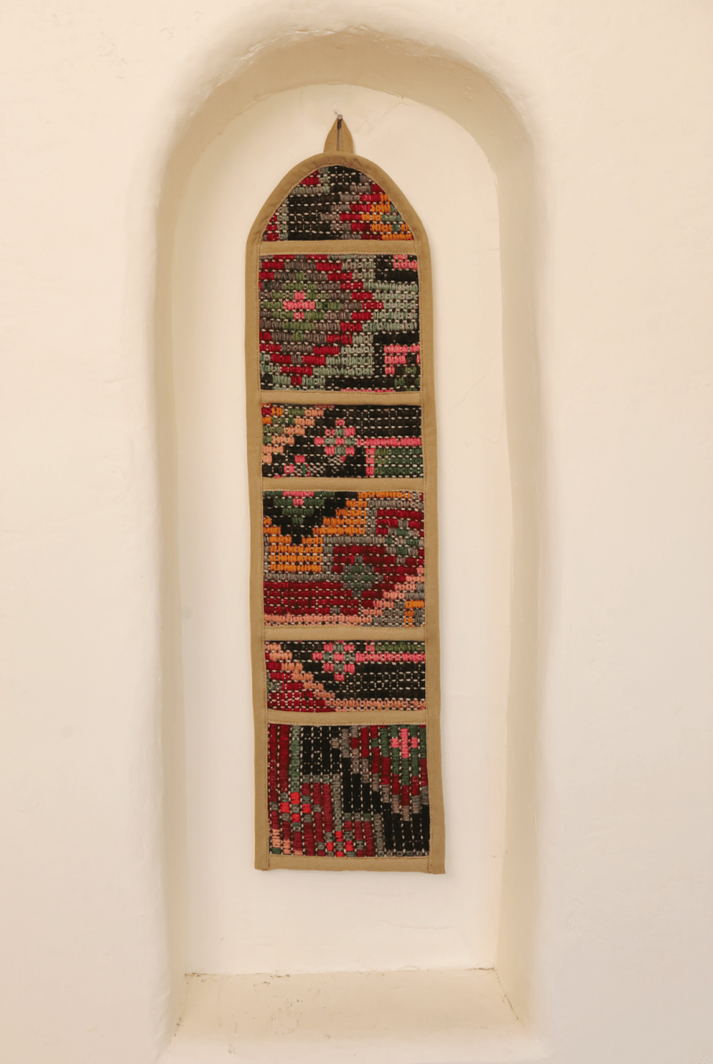 OddBird Pillows Standard Wall Pocket 'Yirmi Dokuz'