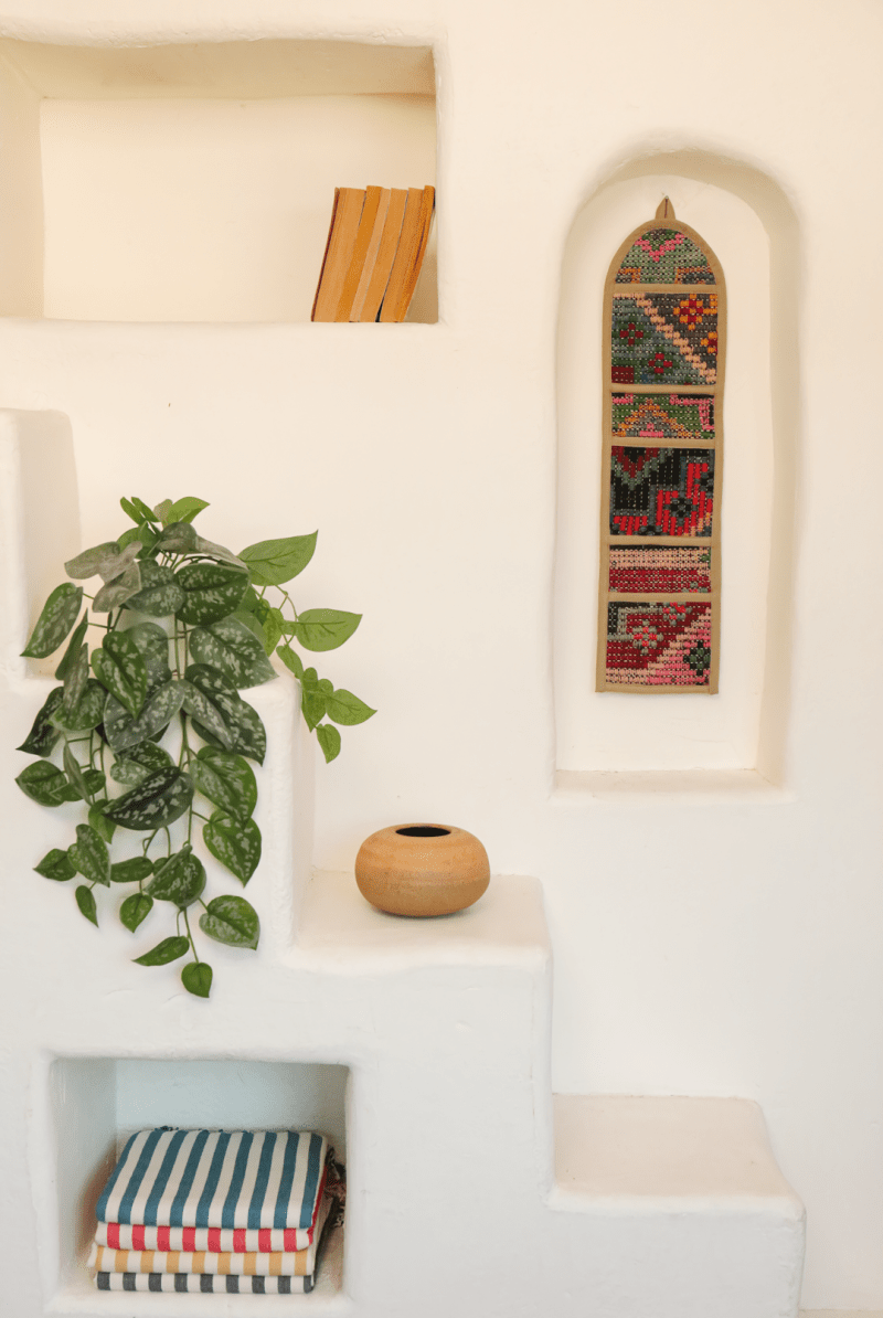 OddBird Pillows Standard Wall Pocket 'Yirmi Dört'