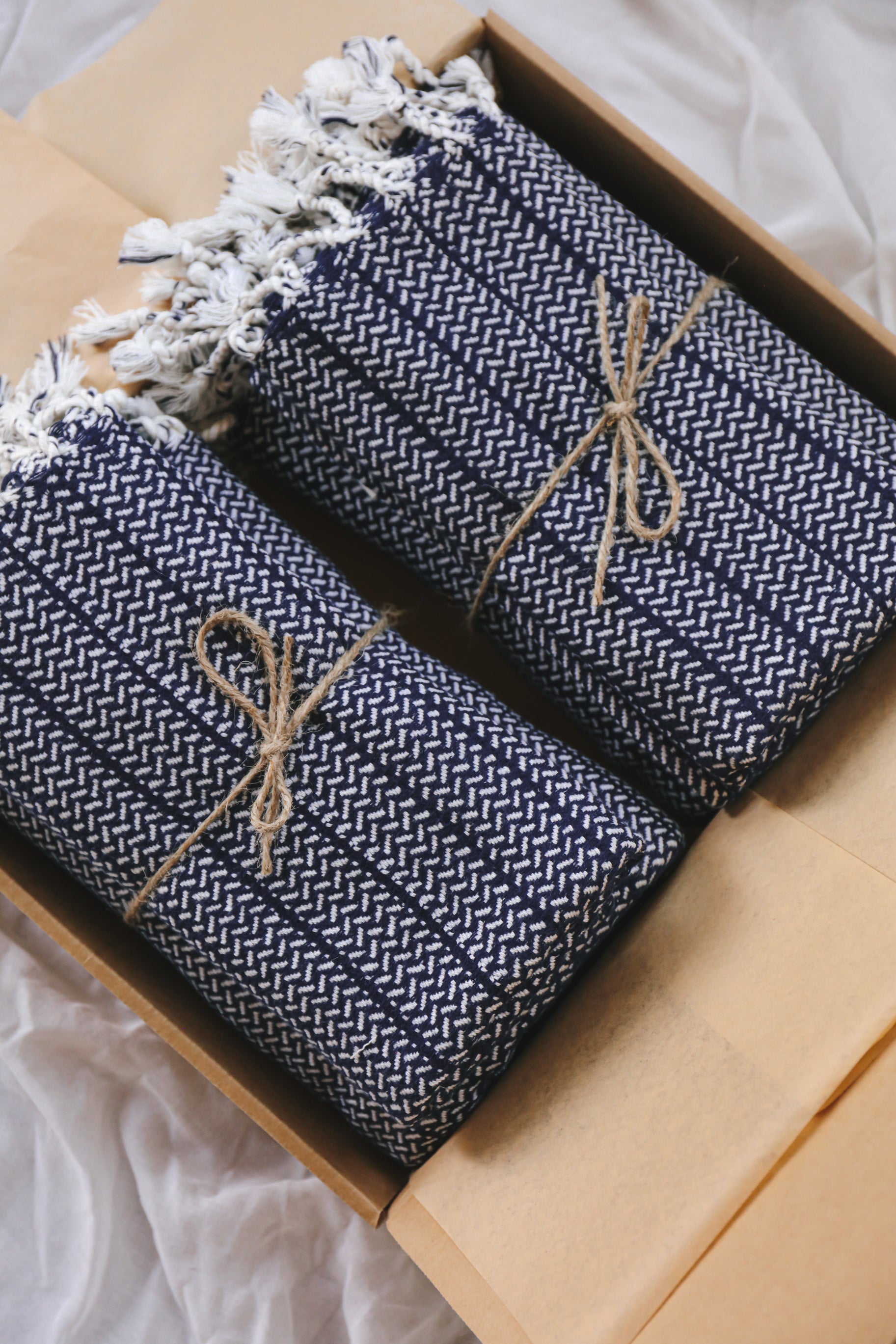 Linen Tea Towels 2 Pcs. NAVY BLUE Linen Tea Towels. Hand -  Hong Kong