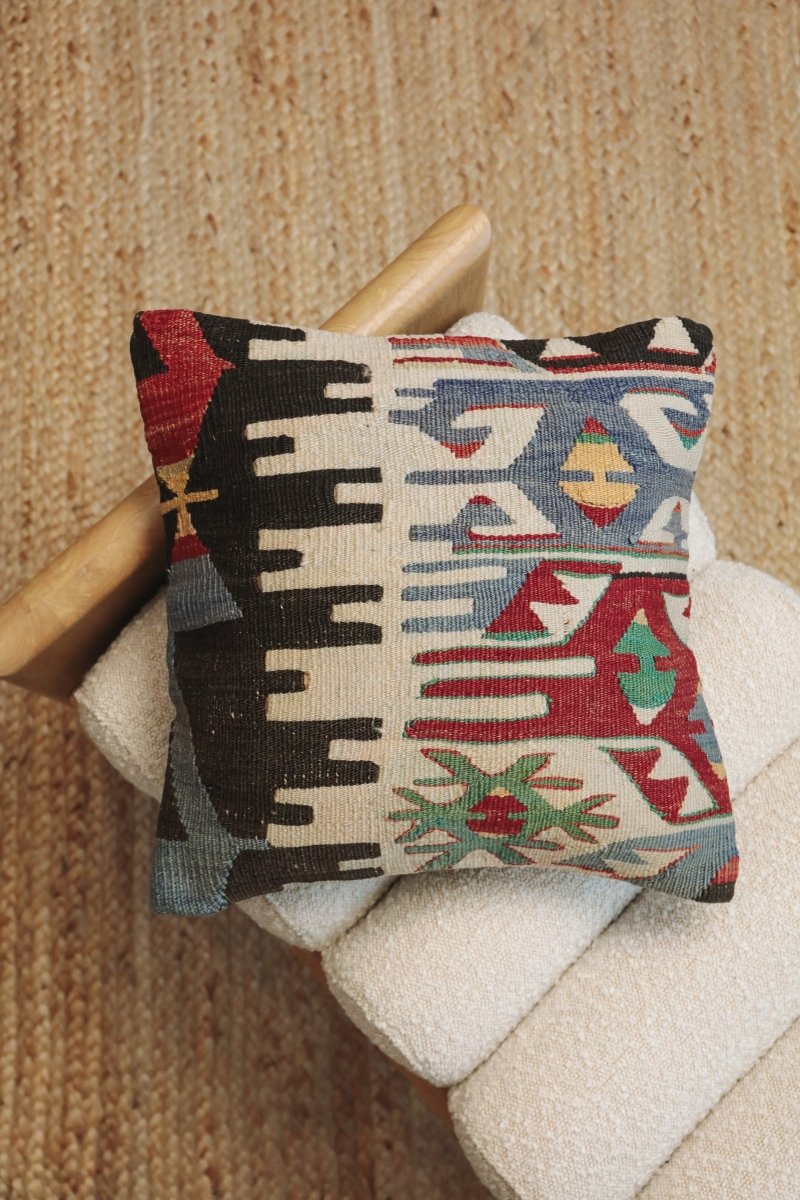 Kilim Square Pillow On Beş - PC119 - OddBird Co.