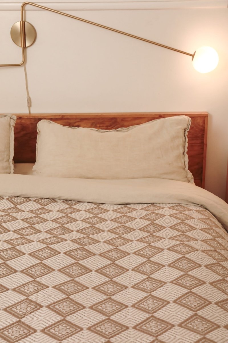 *NEW* Limited Edition Zarif Blanket - King - BLEZARIFKCRML - OddBird Co.