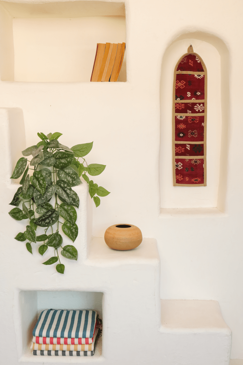 OddBird Pillows Standard Wall Pocket 'Otuz Iki'