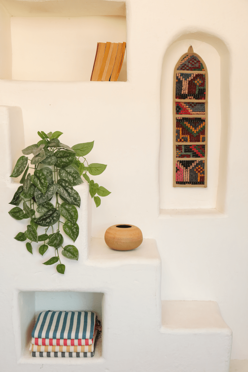 OddBird Pillows Standard Wall Pocket 'Yirmi Sekiz'