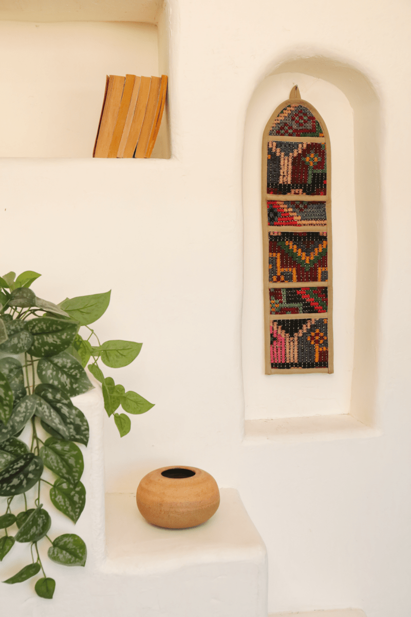 OddBird Pillows Standard Wall Pocket 'Yirmi Sekiz'