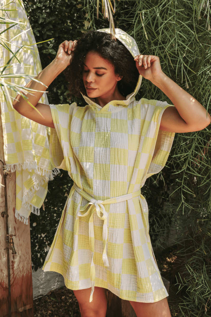 OddBird Robes Summer Poncho - Limonata Check